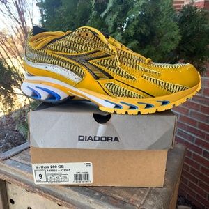 Diadora Mythos